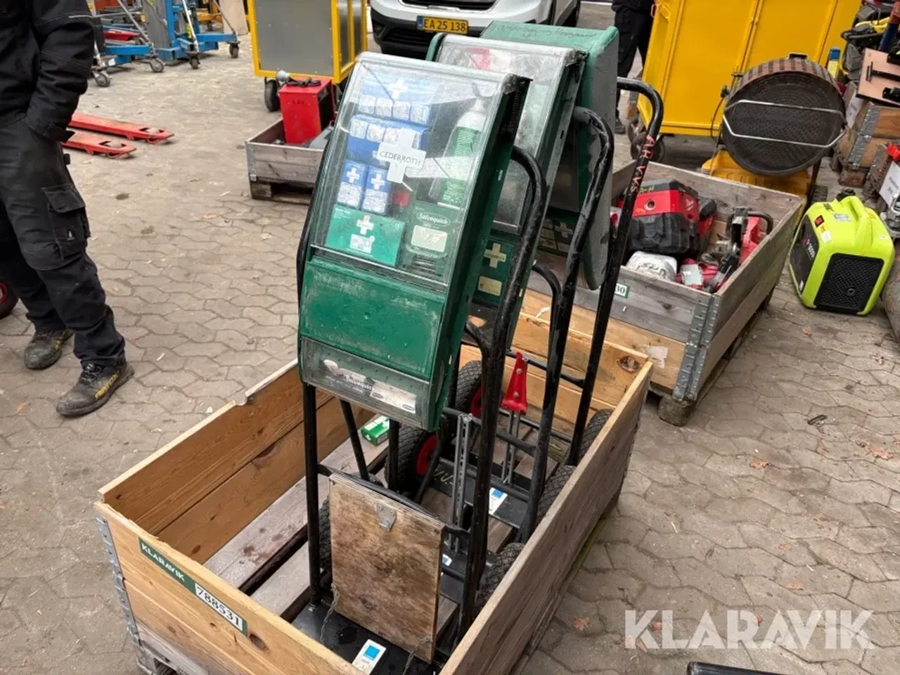Billede 1 - Sækkevogne med førstehjælpsudstyr - 3 styk