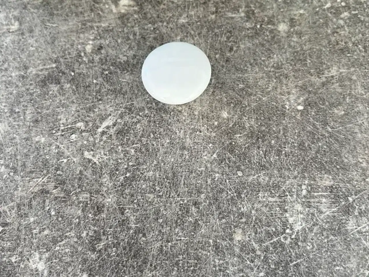 Billede 2 - 1 kasse porcelænsknopper ca. 300 stk.