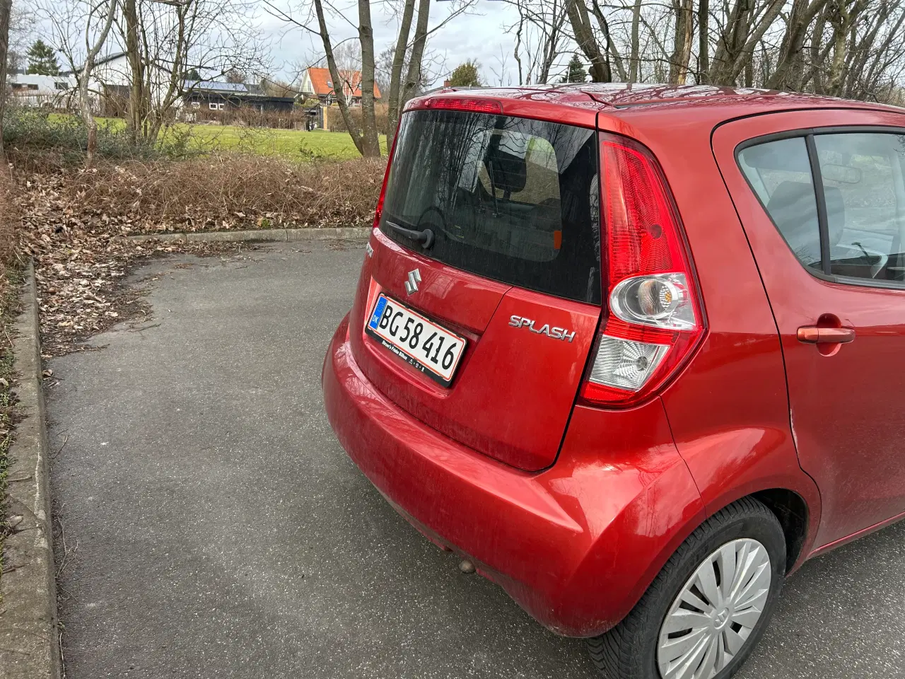 Billede 7 - Fin lille by bil