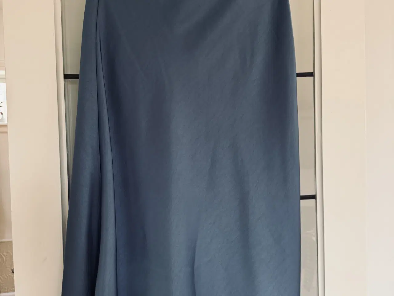 Billede 4 - Bro Noir nederdel str 42. Ny