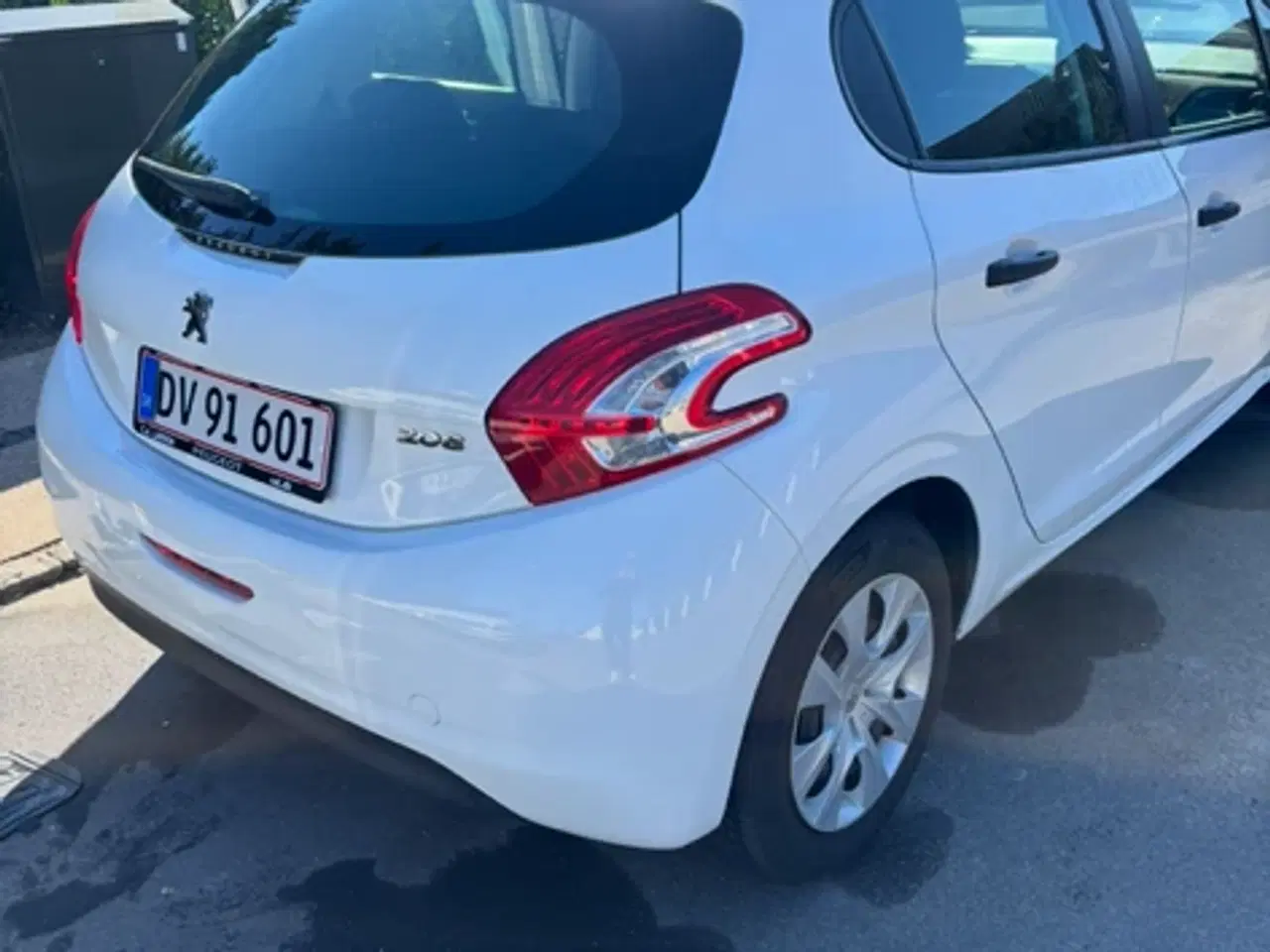 Billede 3 - Perfekt lille bil med få kilometer bag sig 