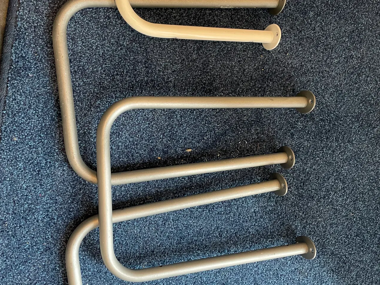 Billede 1 - Hyldebærere,metallic -3stk samlet pris