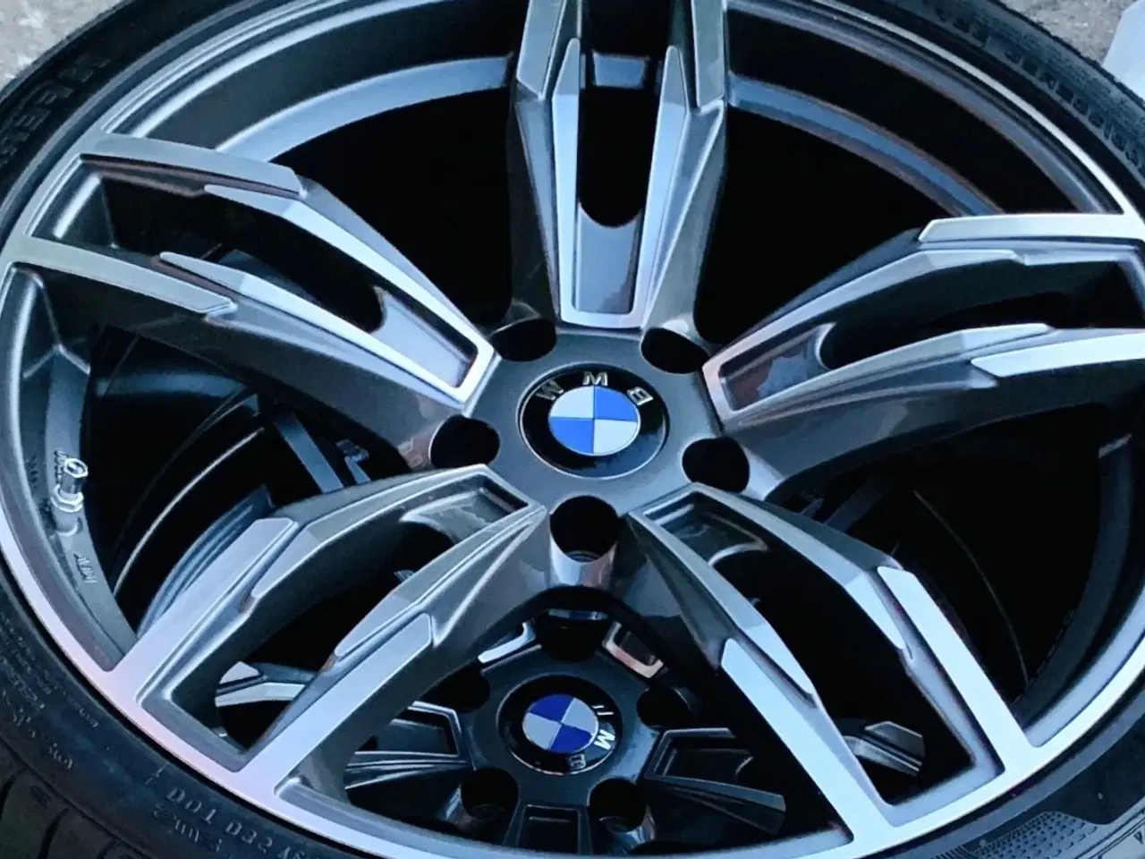 Billede 1 - 20", BMW alufælge med sommerdæk