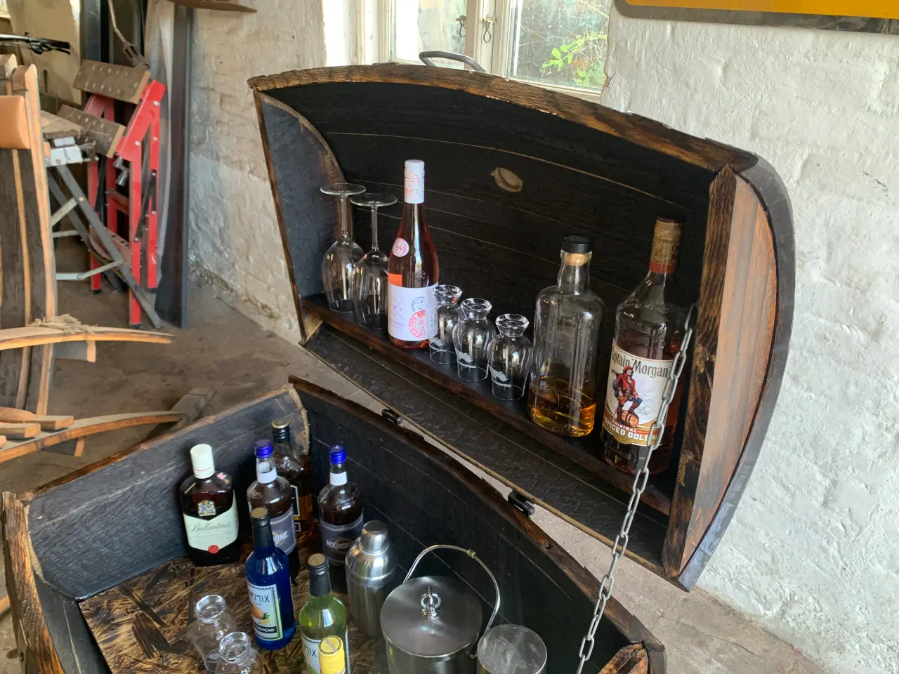 Billede 4 - Barskab, lavet af Whiskytønde