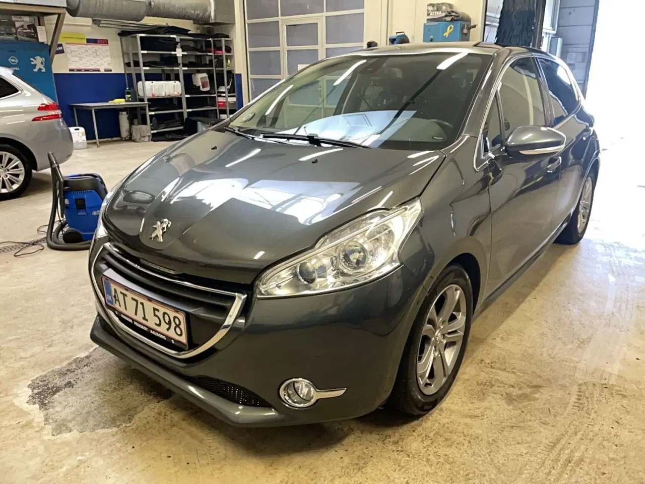 Billede 1 - Peugeot 208 1,2 Supreme benzin 5 dørs