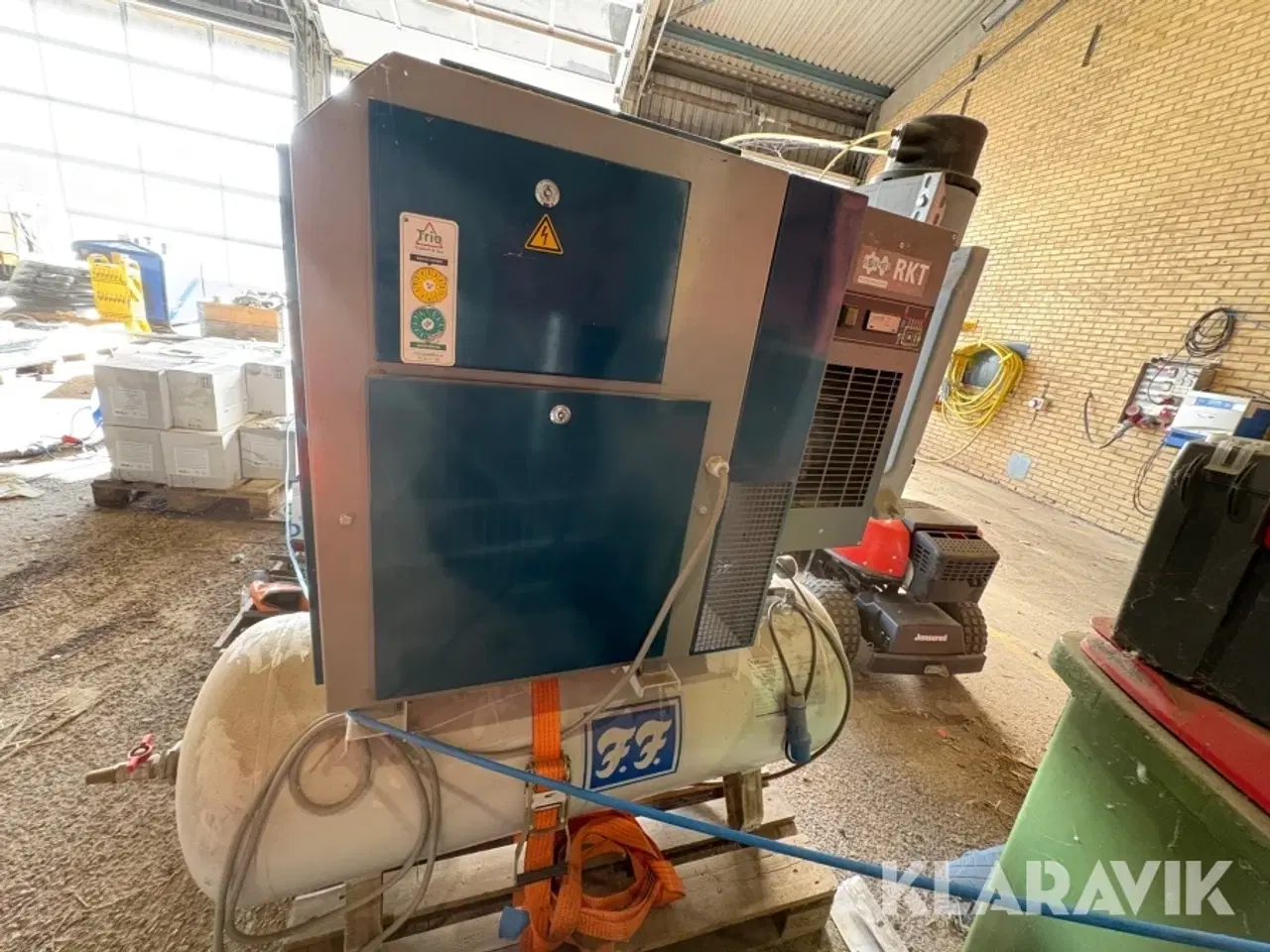 Billede 8 - Skruekompressor Reno F.F Monsun Air-E med lufttørreanlæg