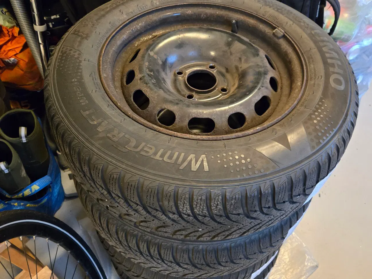 Billede 1 - Vinterdæk på stålfælge - KUMHO 205/65 R15 94T