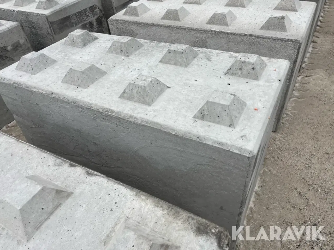 Billede 5 - Betonblokke / siloklodser 25 styk -