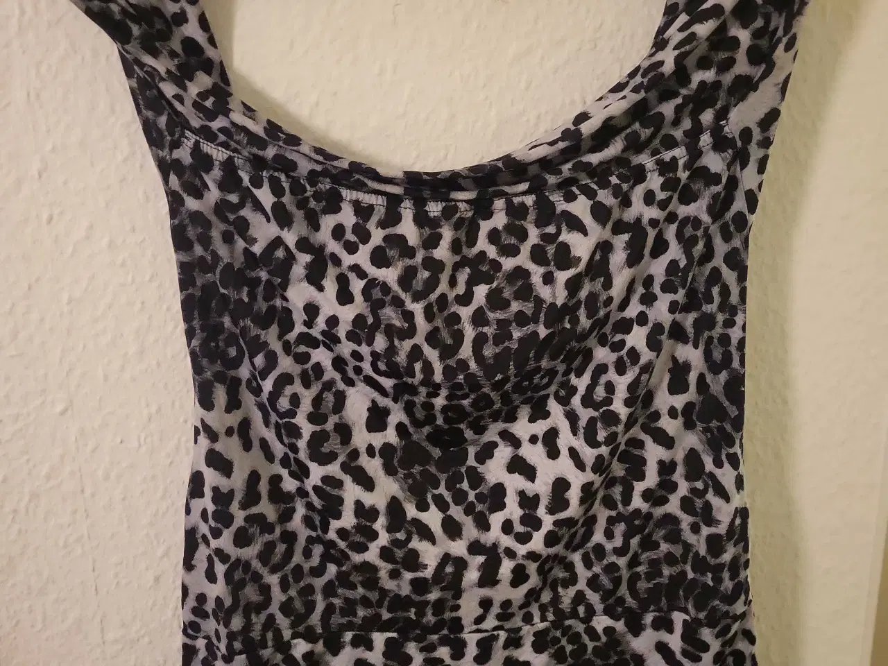 Billede 9 - Grå Leopard Top 