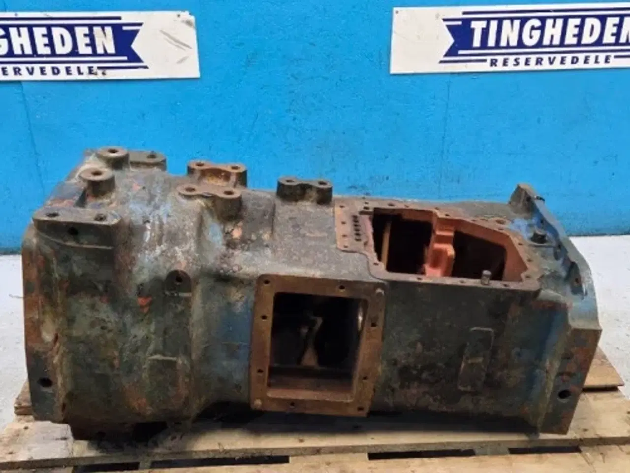 Billede 14 - Ford 7740 Gearkassehus F0NN7005AH