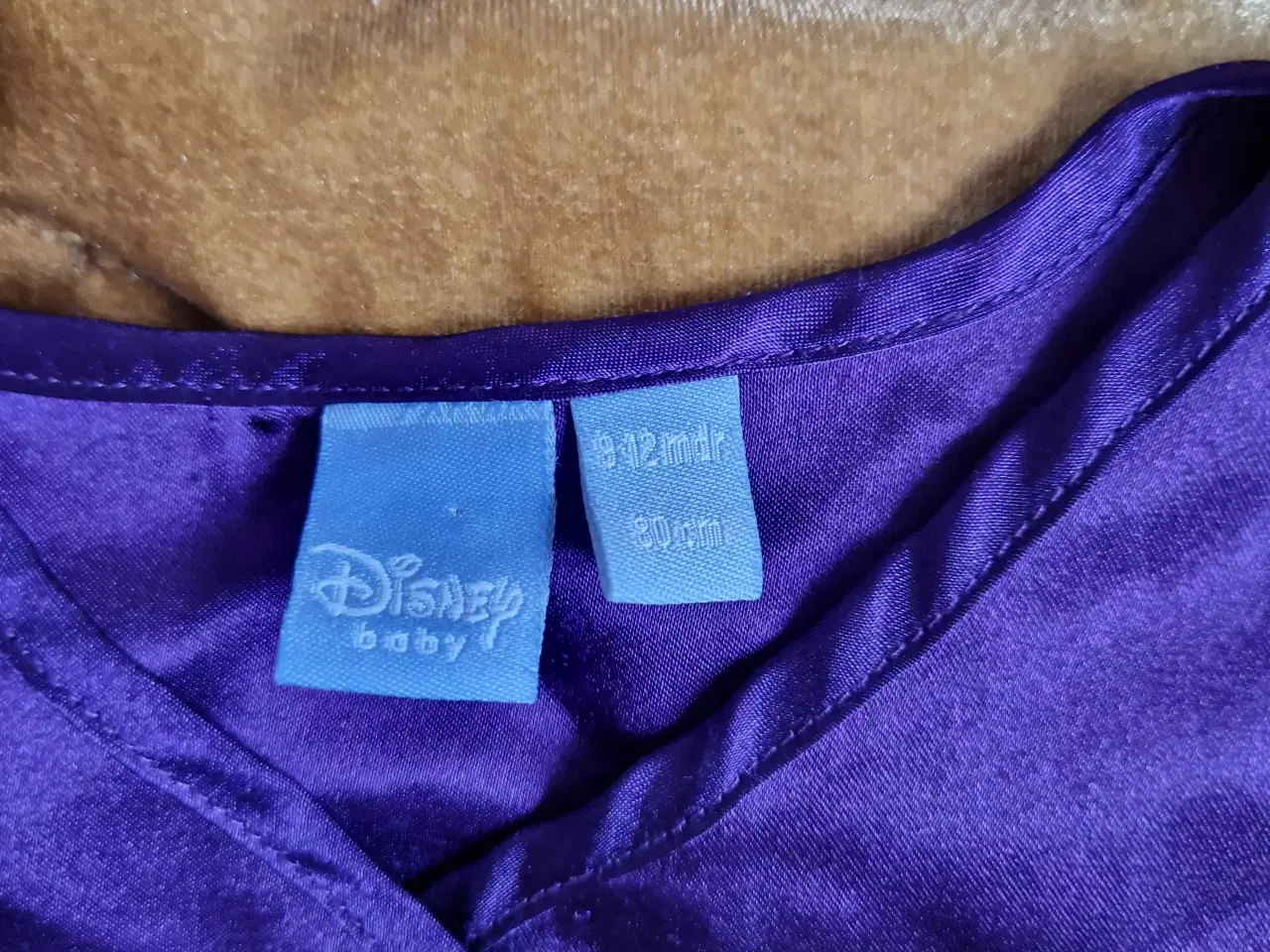Billede 2 - Kjole fra Disney