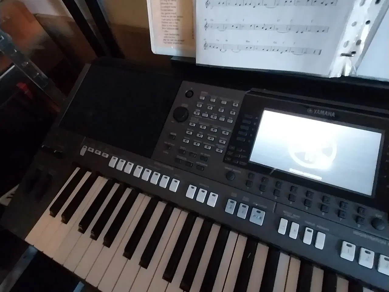 Billede 3 - Sælger mit dejlige keyboard yamaha psr s 770