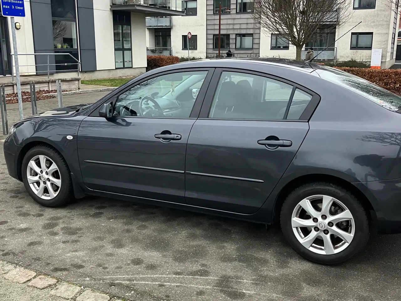 Billede 19 - Mazda 3 sedan med 2,0 nysynt km 155000