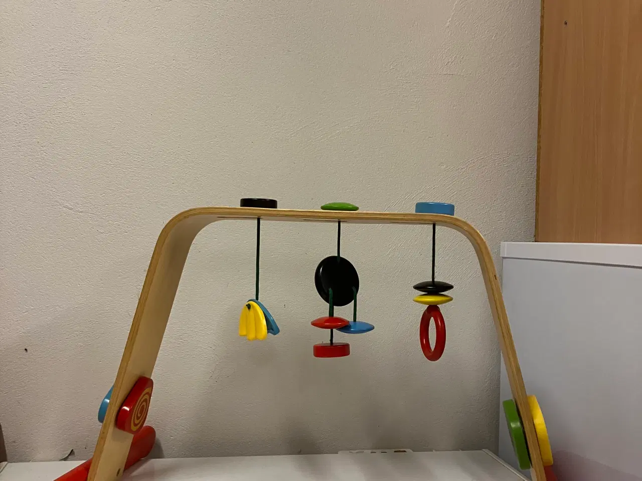 Billede 1 - Trælegetøj på stativ