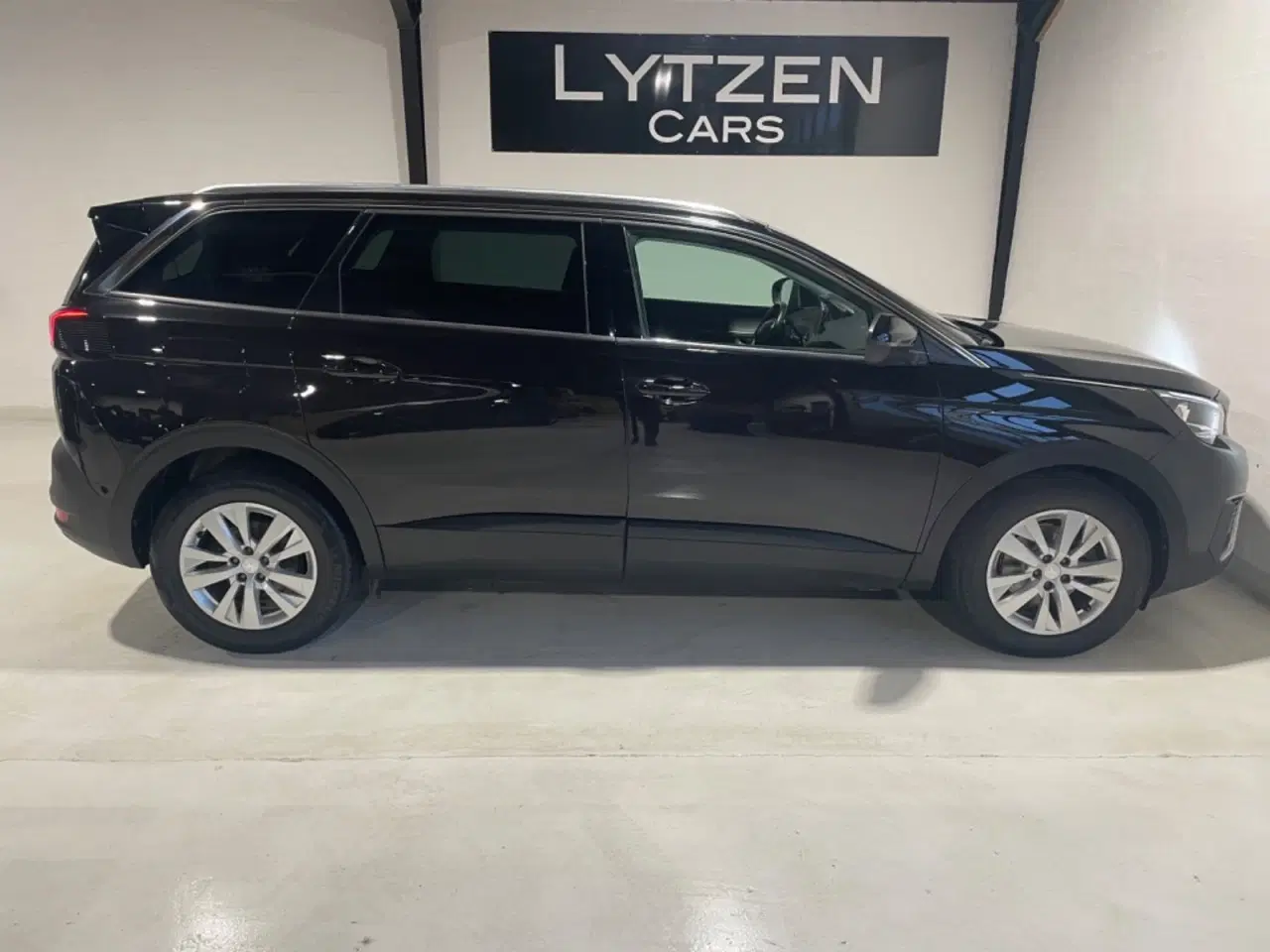 Billede 4 - Peugeot 5008 1,6 BlueHDi 120 Allure 7prs