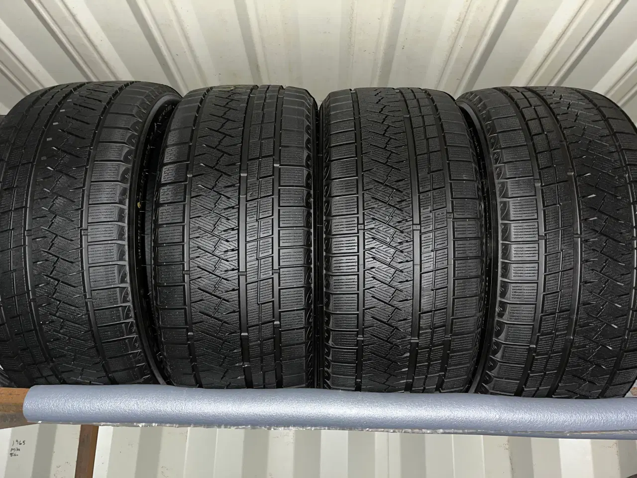 Billede 1 - 19” vinterdæk 6/7 mm mønster