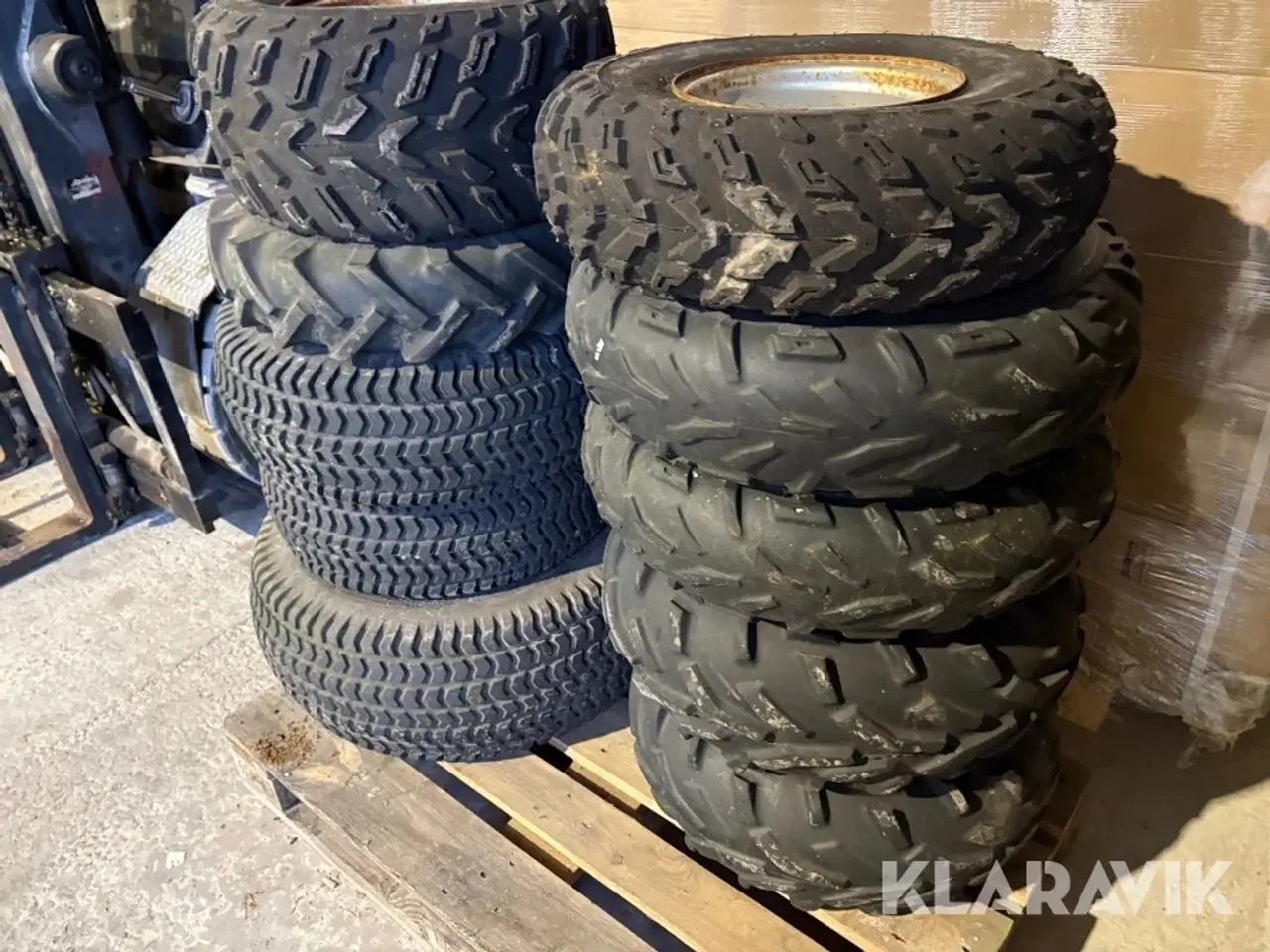 Billede 2 - Dæk blandet lot 10 styk