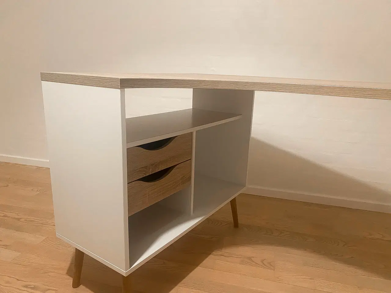 Billede 4 - Skrivebord, vinkelbord med skuffer & træ-bordplade