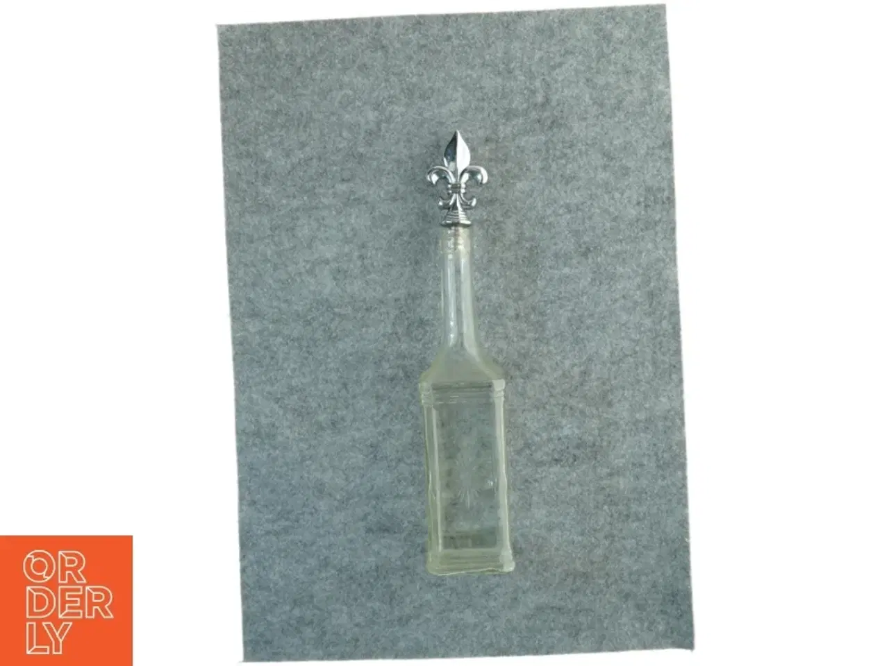 Billede 6 - Antik Glaskaraffel og korkprop med sølv fransk lilje (str. 39 x 8 cm)