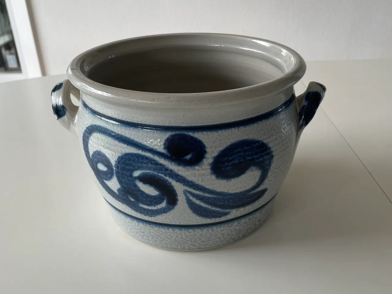 Billede 1 - Stor saltglaseret “øre” krukke