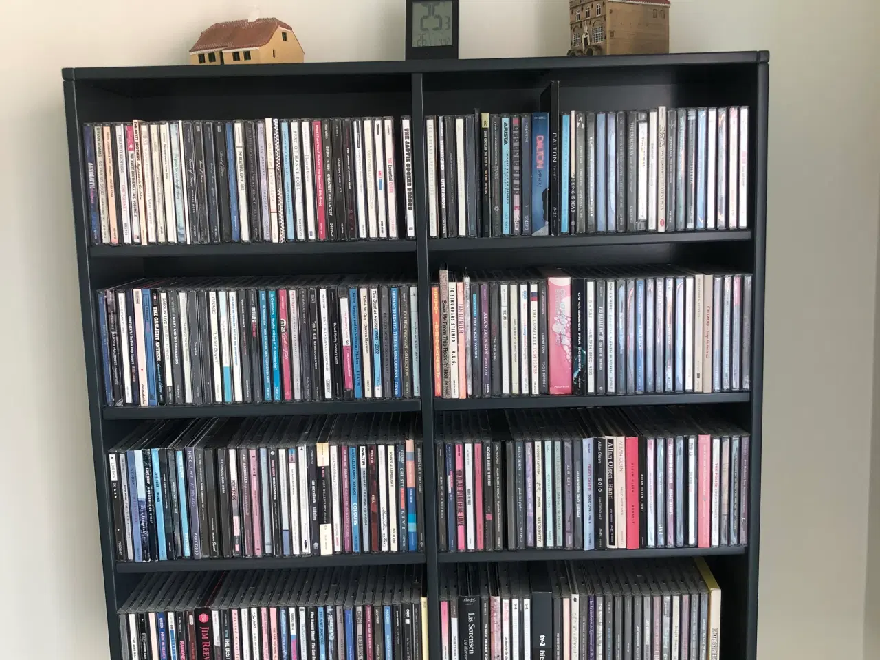 Billede 3 - Meget flot og eksklusiv CD reol (som ny)