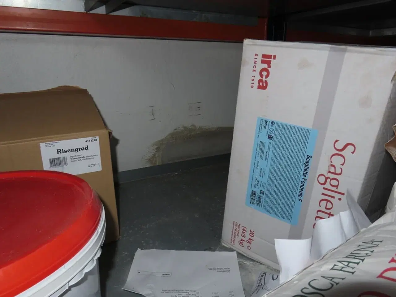 Billede 26 - Pallereol med indhold