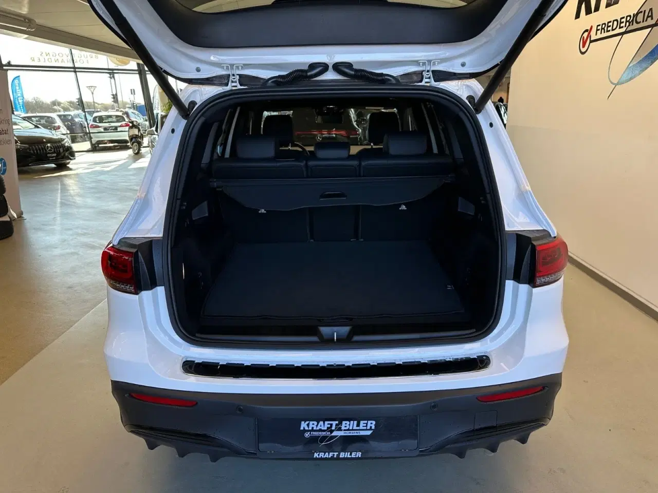 Billede 8 - Mercedes EQB350  AMG Line 4Matic