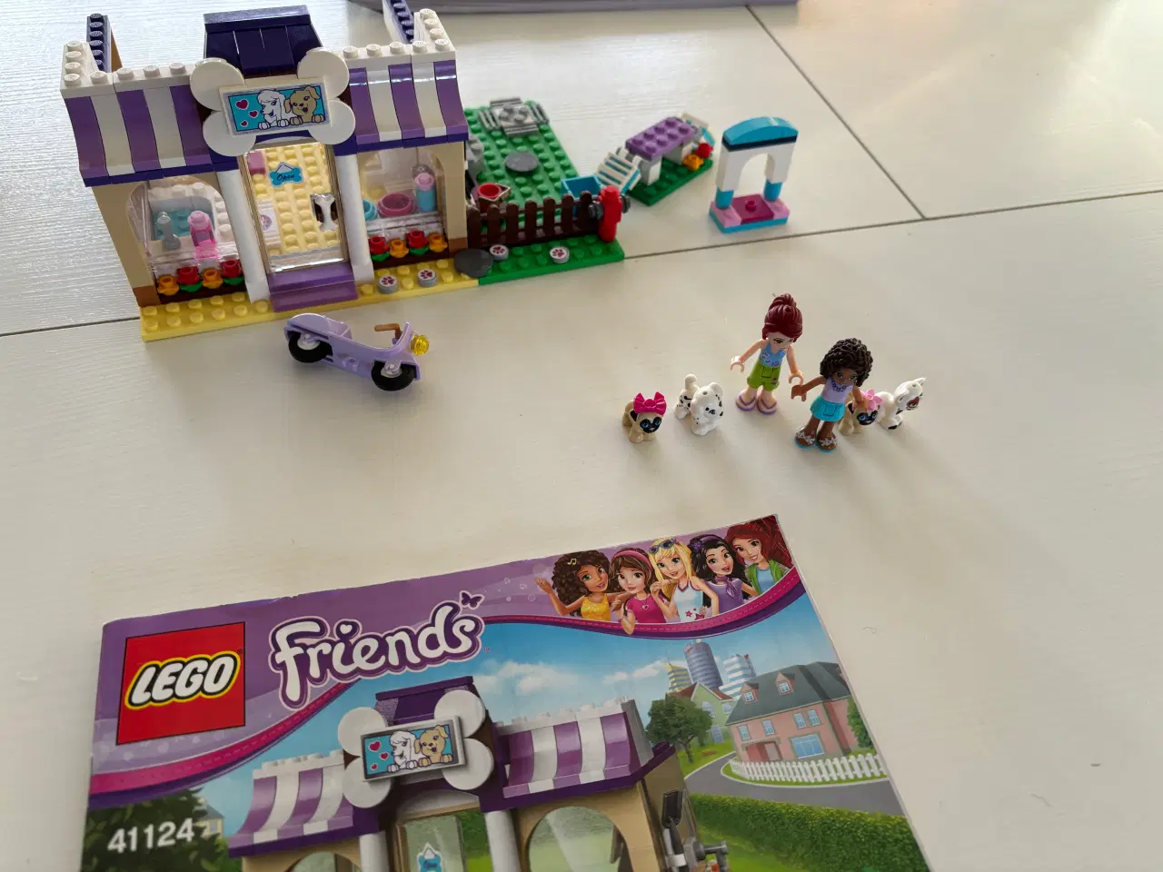 Billede 4 - Forskelligt Lego friends - sælges helst samlet