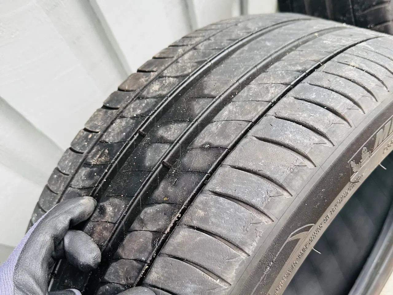 Billede 5 - Sommerdæk 235/45 r17