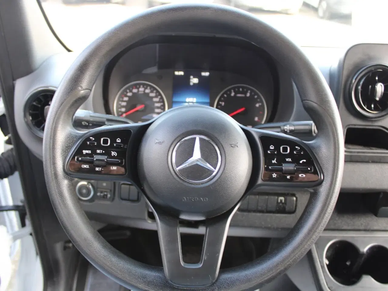 Billede 4 - Mercedes Sprinter 317 2,0 CDi A3 Alukasse m/lift aut. RWD