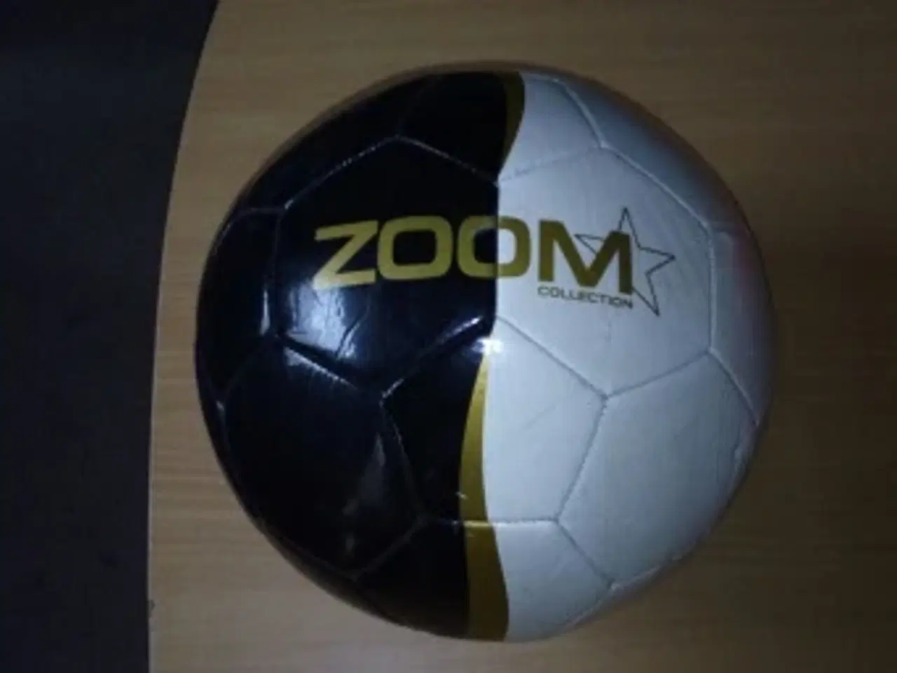 Billede 1 - Læder fodbold aldrig brugt 