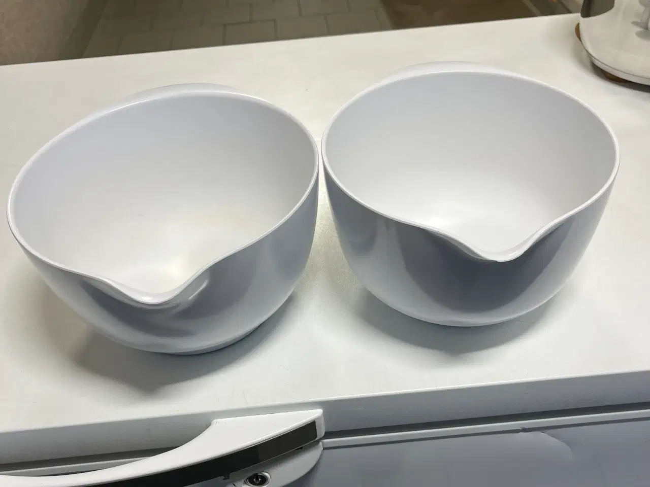 Billede 3 - 2 Margrete skål 2,5 og 3 L
