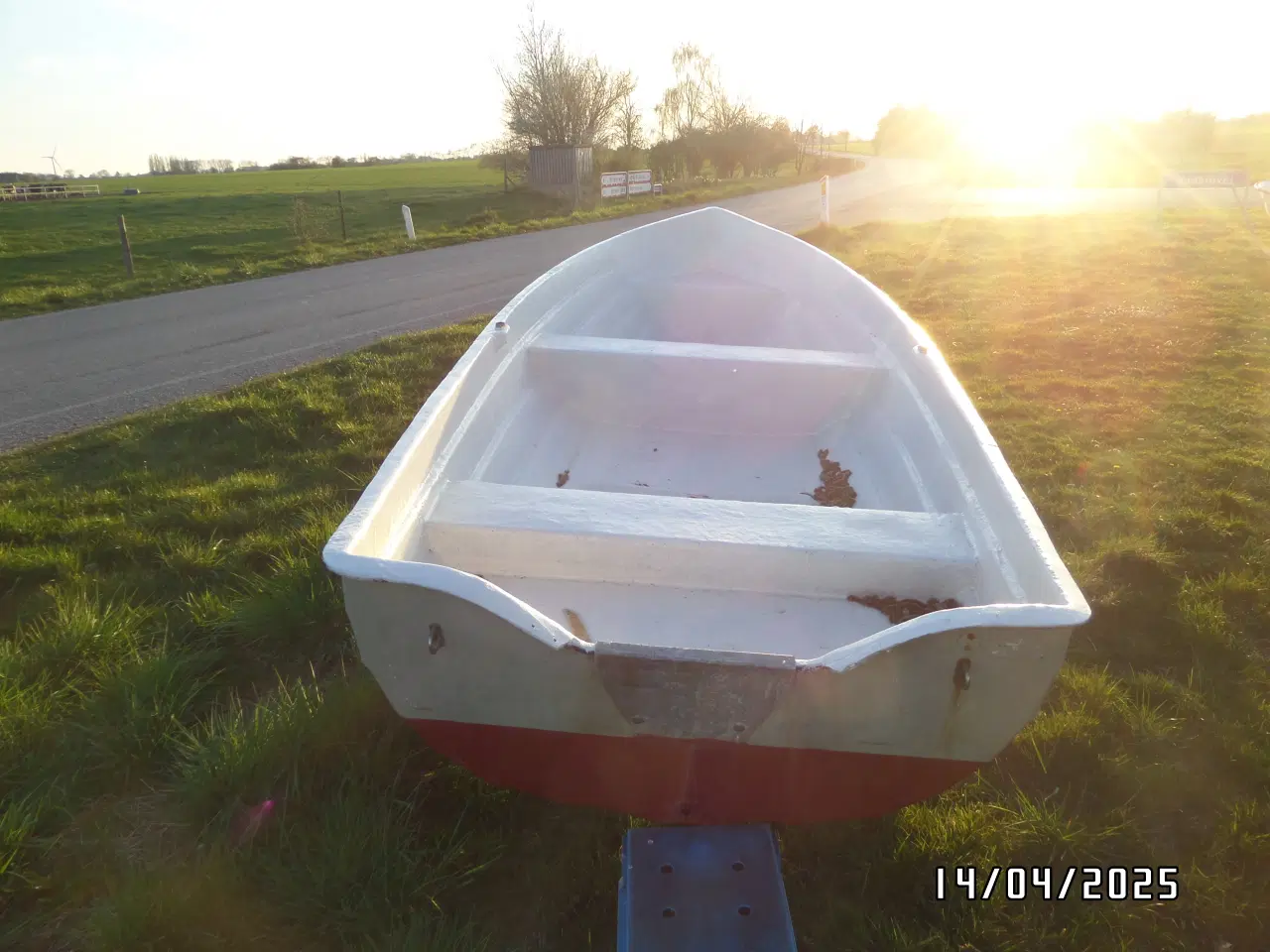 Billede 2 - Glasfiber strandjolle, sommerhusjolle.