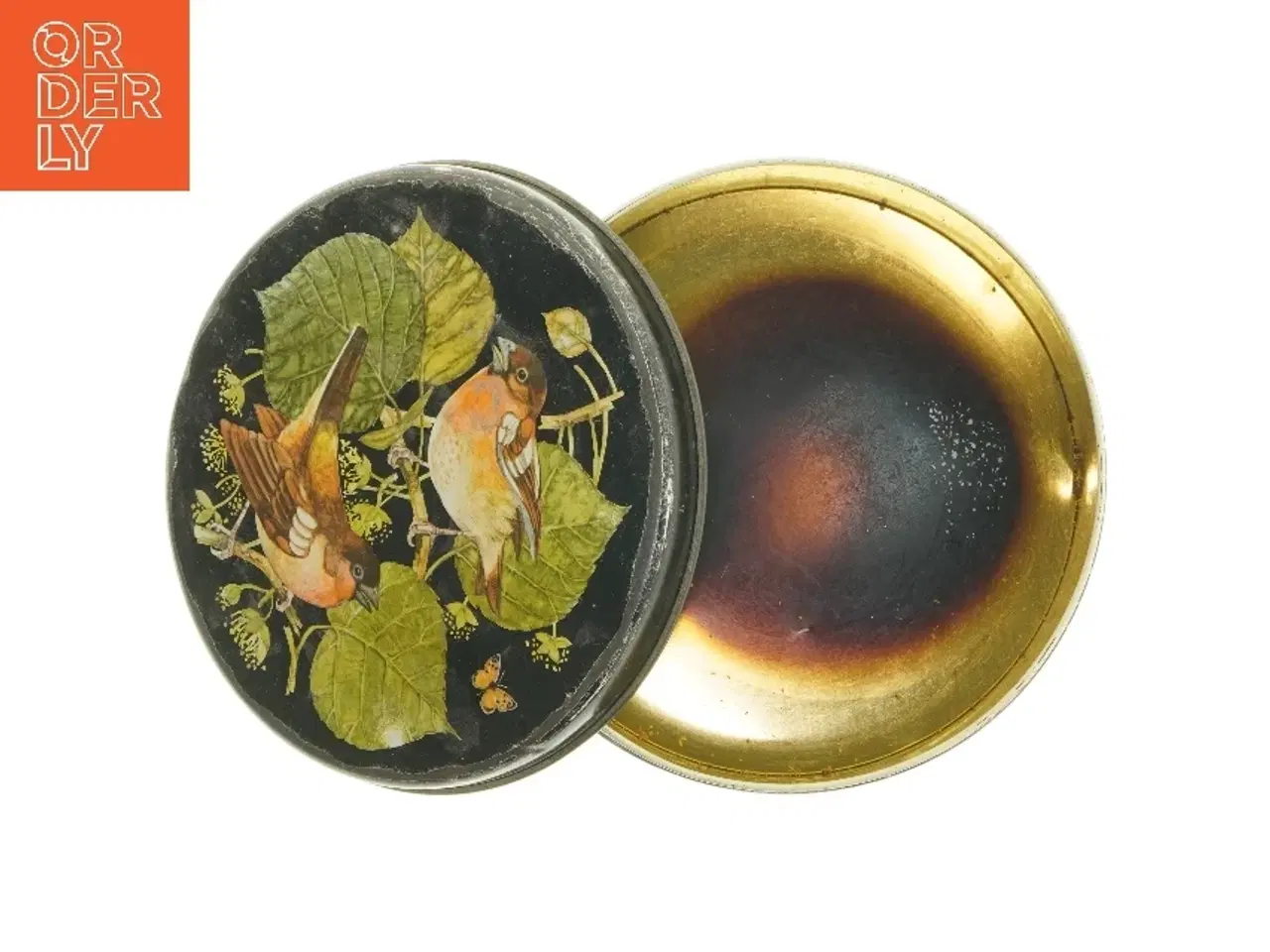 Billede 4 - Rund dåse med fuglemotiv (str. Ø 23,5 cm højde 10,5 cm)