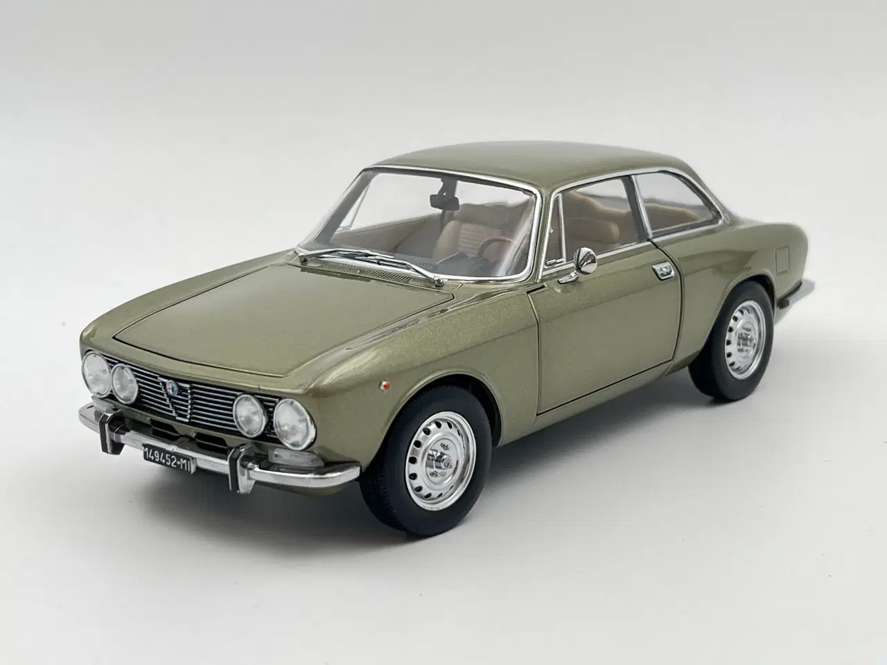 Billede 2 - 1973 Alfa Romeo 2000 GTV - Limited Edition - 1:18