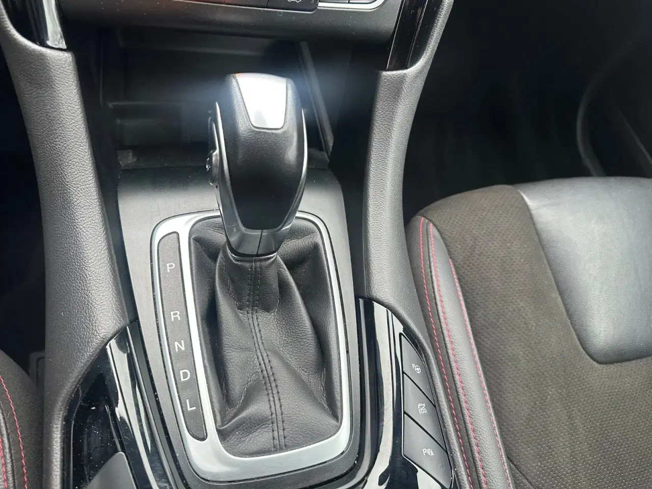 Billede 18 - Ford Mondeo 2,0 HEV ST-Line stc. CVT