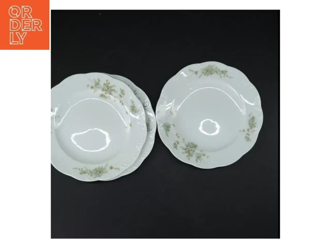 Billede 2 - Porcelænstallerkner med guldkant fra Rosenthal (str. Ø. 21 cm. 3 styk)
