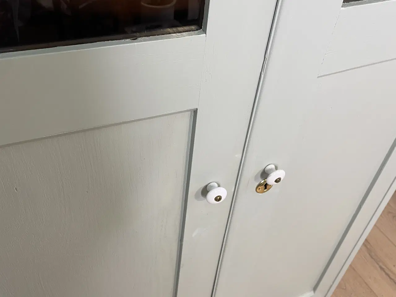 Billede 5 - Lille karlekammerskab 