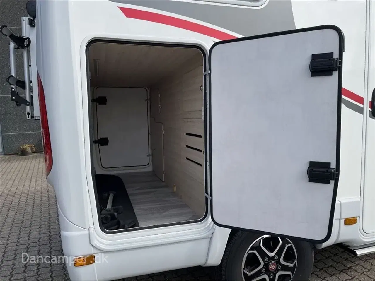 Billede 19 - 2023 - Ilusion   Ilusion XMK 590 Premium, flot lyst interiør, 180 Hk og 9 trins automatgear