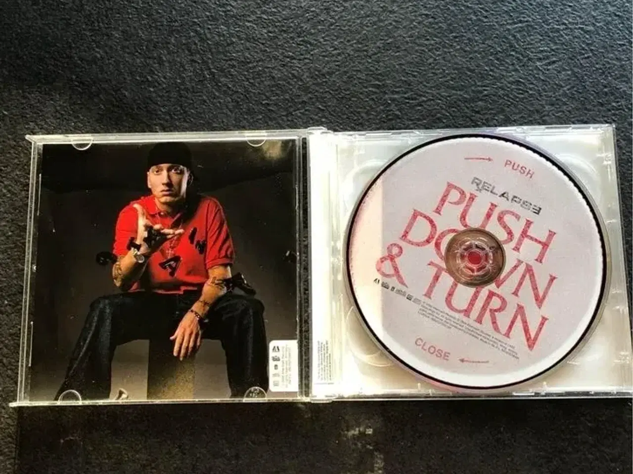 Billede 2 - Eminem - dobbelt CD