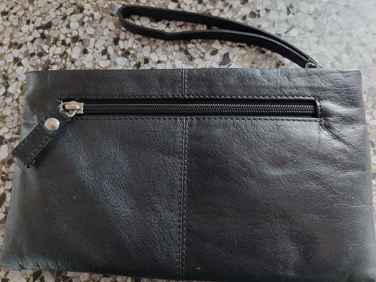 Billede 2 - Fin lille Håndtaske/Sort skind