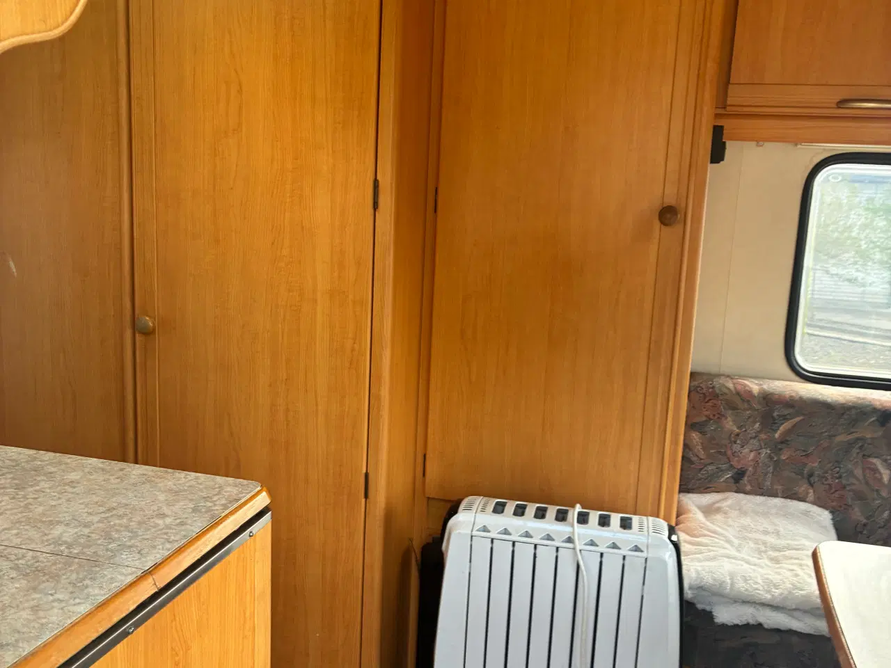 Billede 8 - LMC campingvogn 460 Luxus 