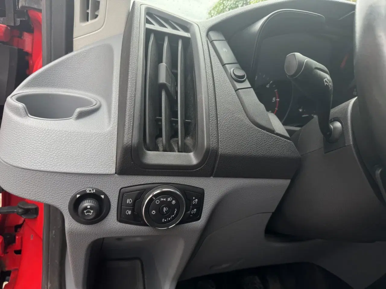Billede 8 - Ford Transit 350 L2H2 2,2 TDCi Trend 125HK Van 6g