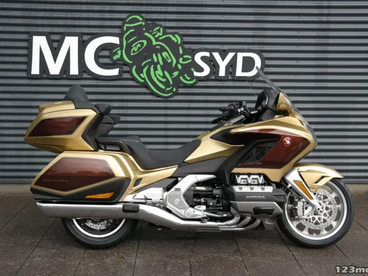 Billede 1 - Honda GL 1800 Gold Wing MC-SYD       BYTTER GERNE