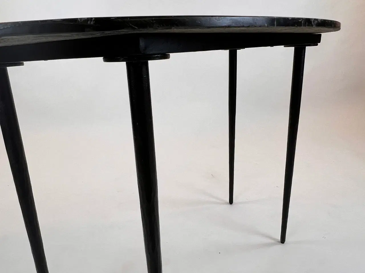 Billede 7 - Elegant og funktionelt marmorbord