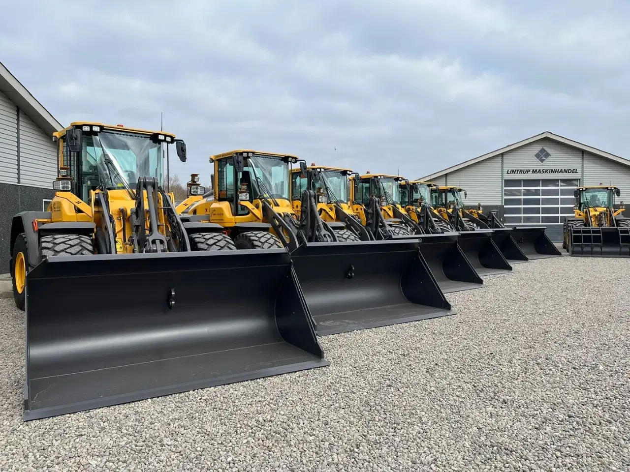 Billede 23 - Volvo L90H H2 fabriksny Dansk maskine med masser af udstyr, blan.Co-Pilot & med brede 650/65R25 hjul
