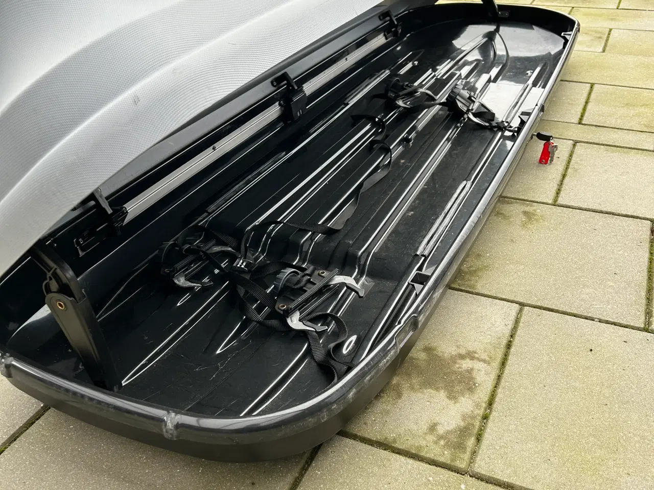 Billede 1 - Thule tagboks med wingbar