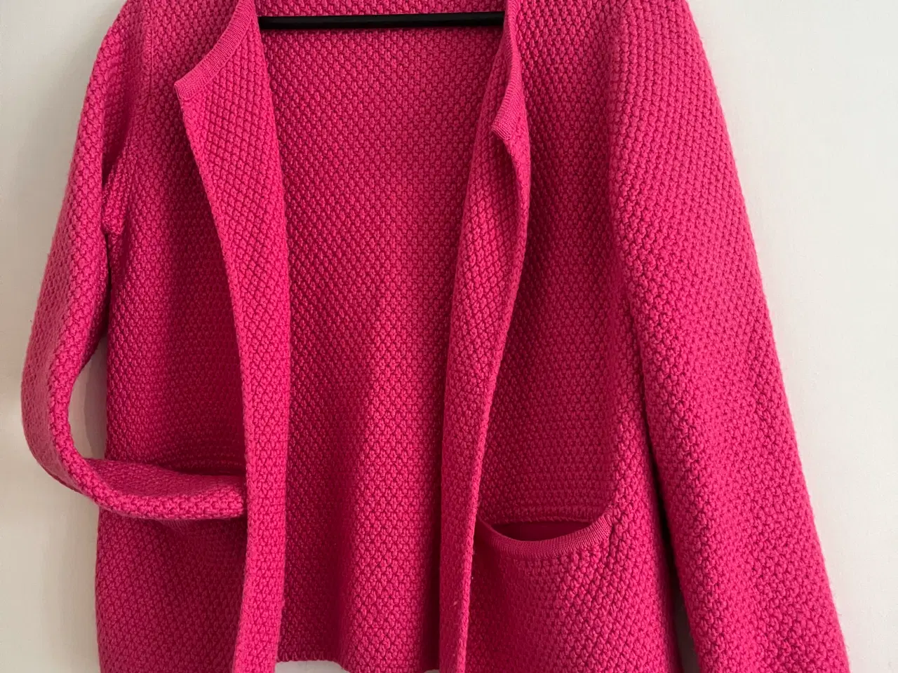 Billede 1 - Cardigan Linnnebjerg