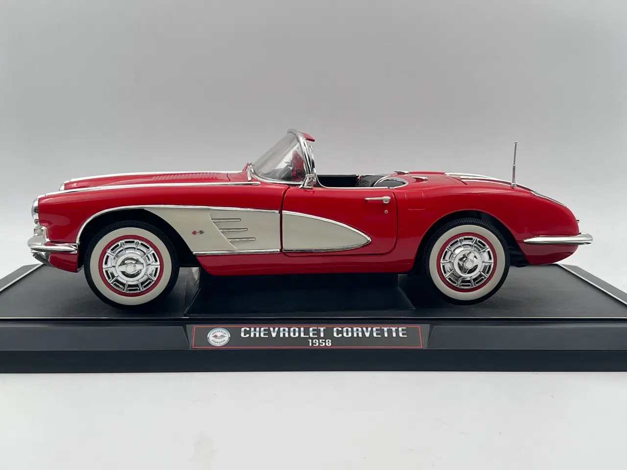 Billede 3 - 1958 Chevrolet Corvette 1:12  Super flot!