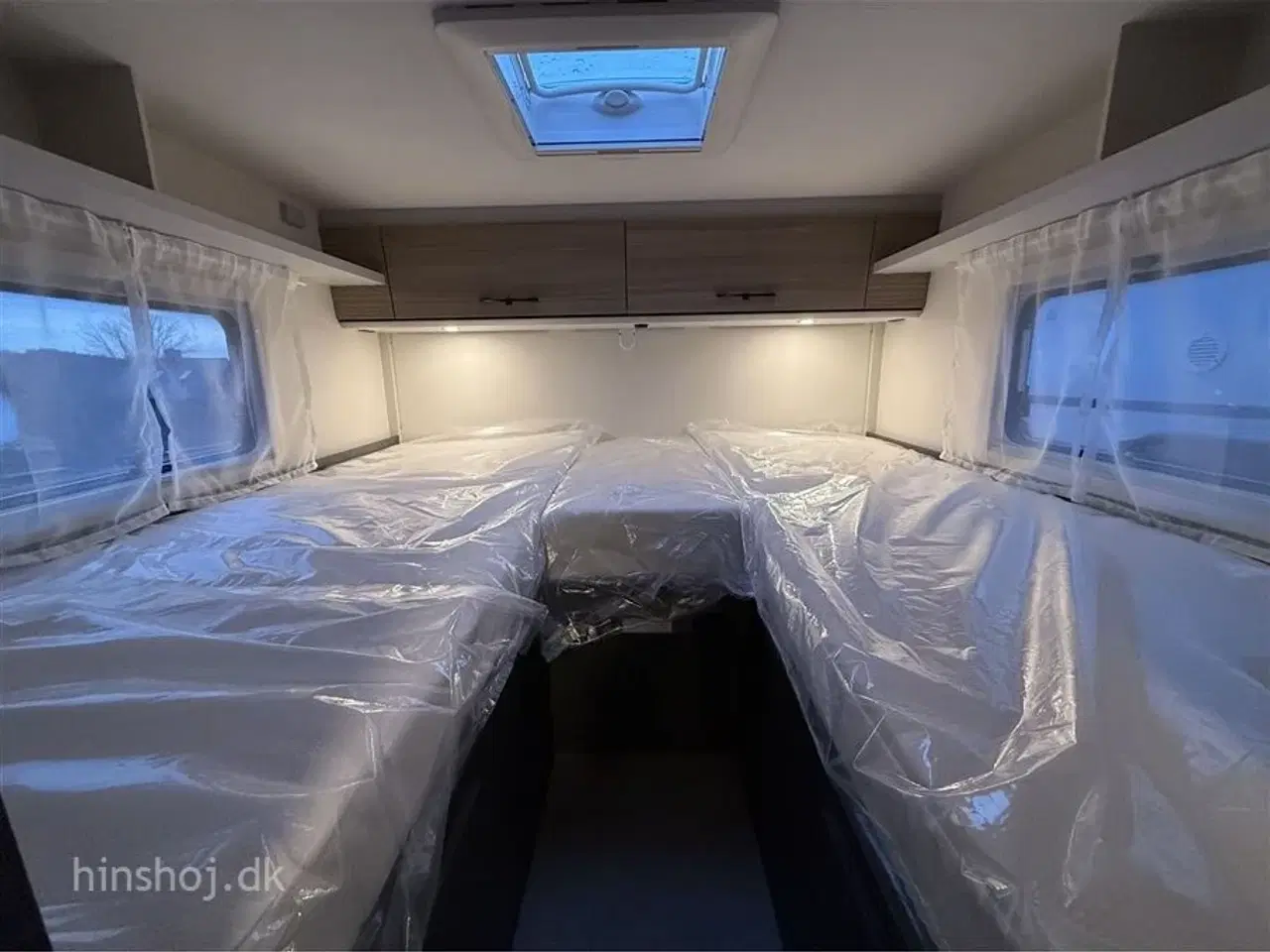 Billede 4 - 2026 - Etrusco V 6.8 SCF Scandic Edition Aut.   Lækker Autocamper med automatgear og face to face siddegruppe fra Hinshøj Caravan.